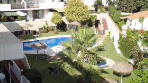 Bonito ático en complejo residencial con piscina